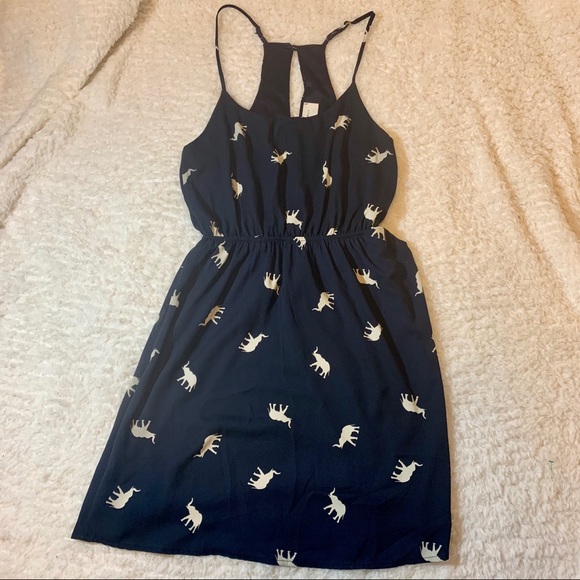 Everly Dresses & Skirts - Super cute Everly navy elephant print dress